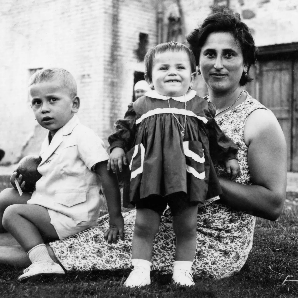 Foto storica della tenuta e delle persone che la frequentavano - L'Ortigiano