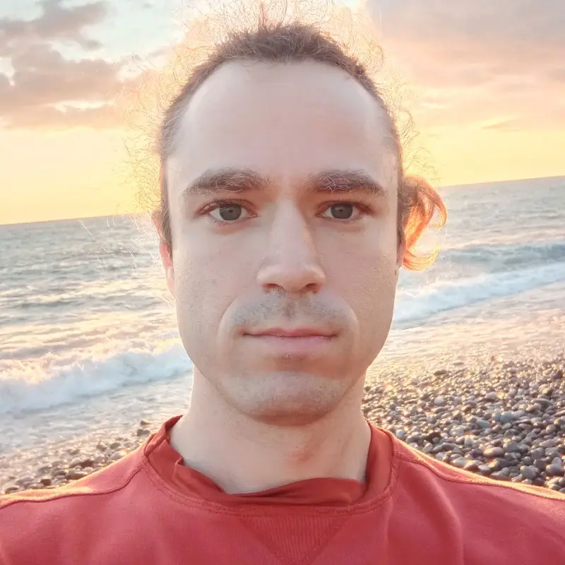 Браивс Устюгов