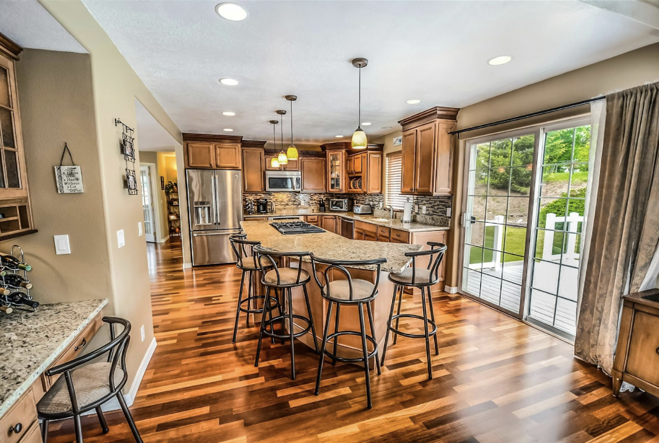 Modern ADU Kitchen Designs That Maximize Natural Light in the Golden State