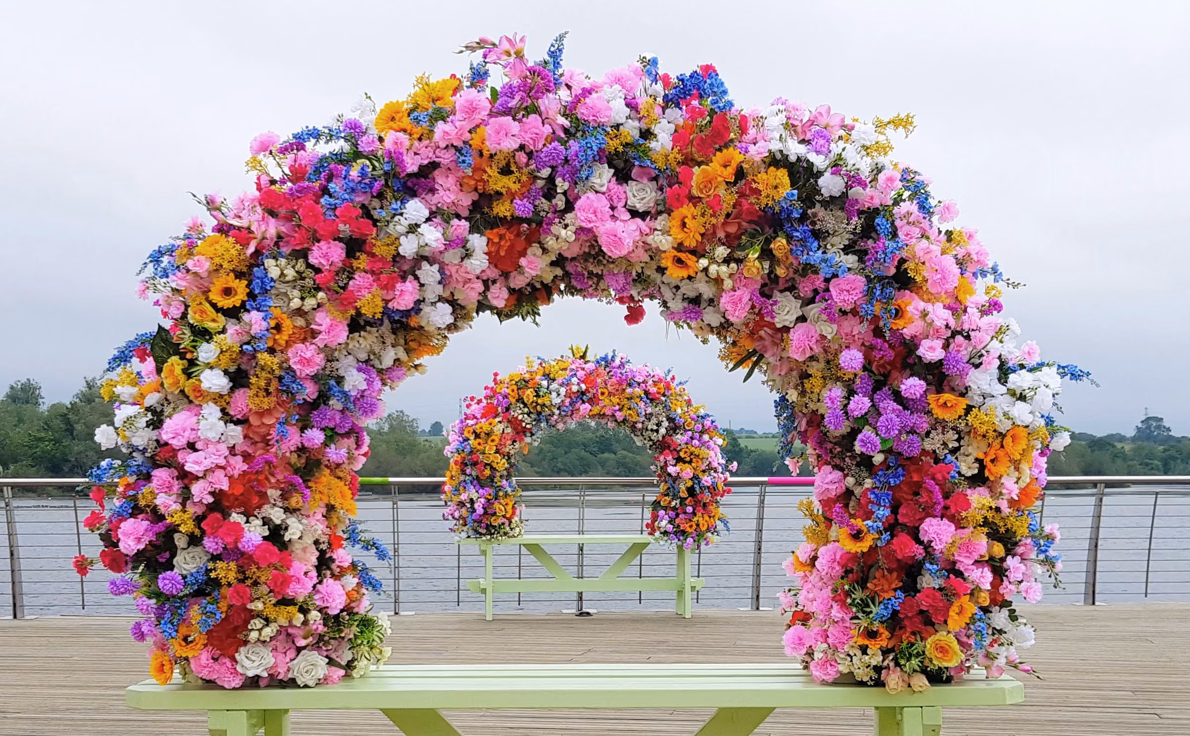 Floral arch for retail space