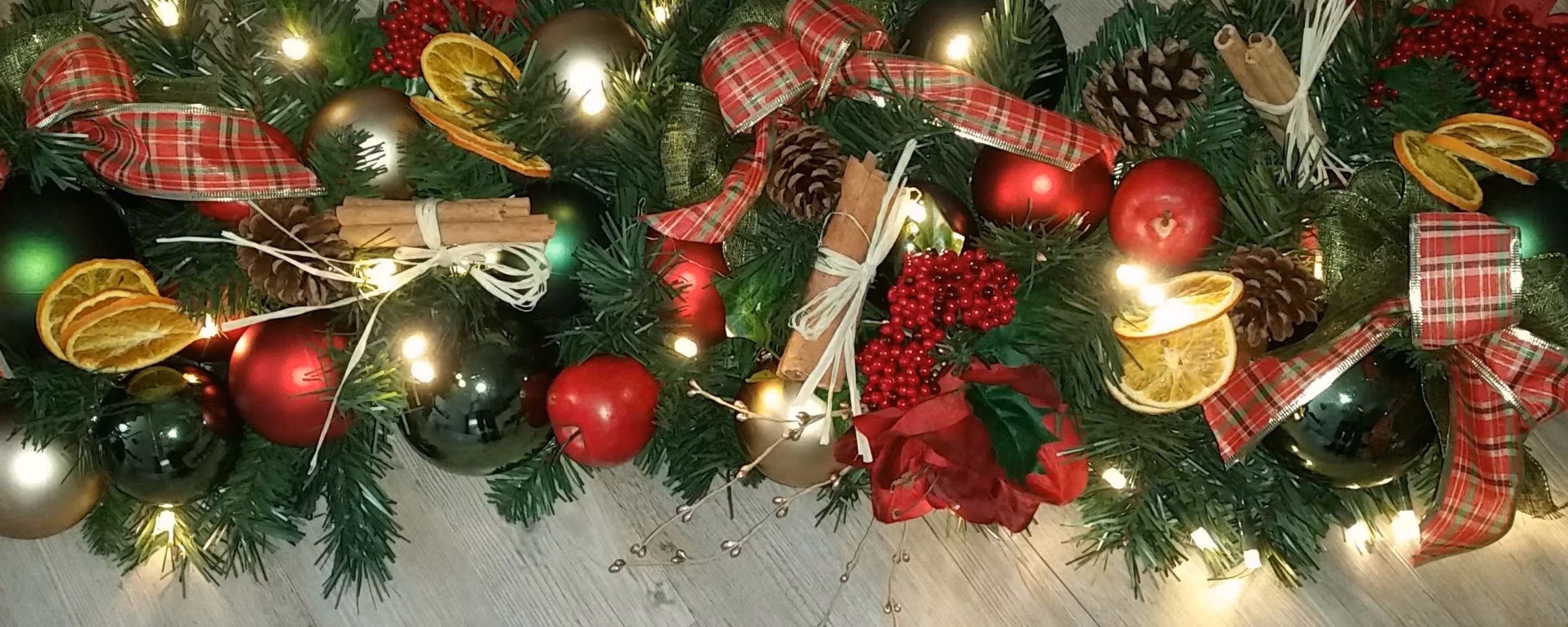 Christmas & Other Stories - Christmas Decorators