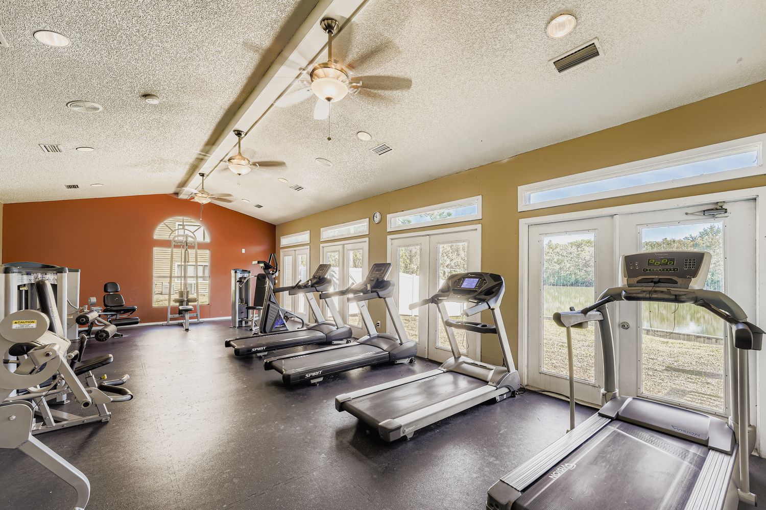 Fitness center with treadmills 