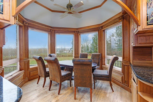 Bay Window Dining Room With A View - Clera Windows + Doors