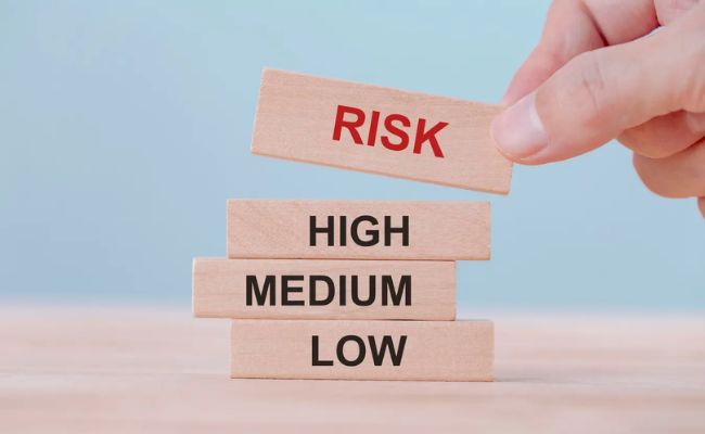 Risk Based Pricing Models in Insurance Policies