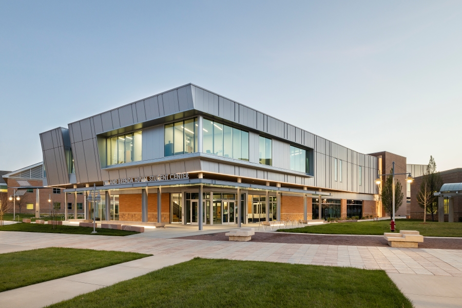 Salt Lake Community College Jordan Campus Tim and Brenda Huval Student Center Remodel