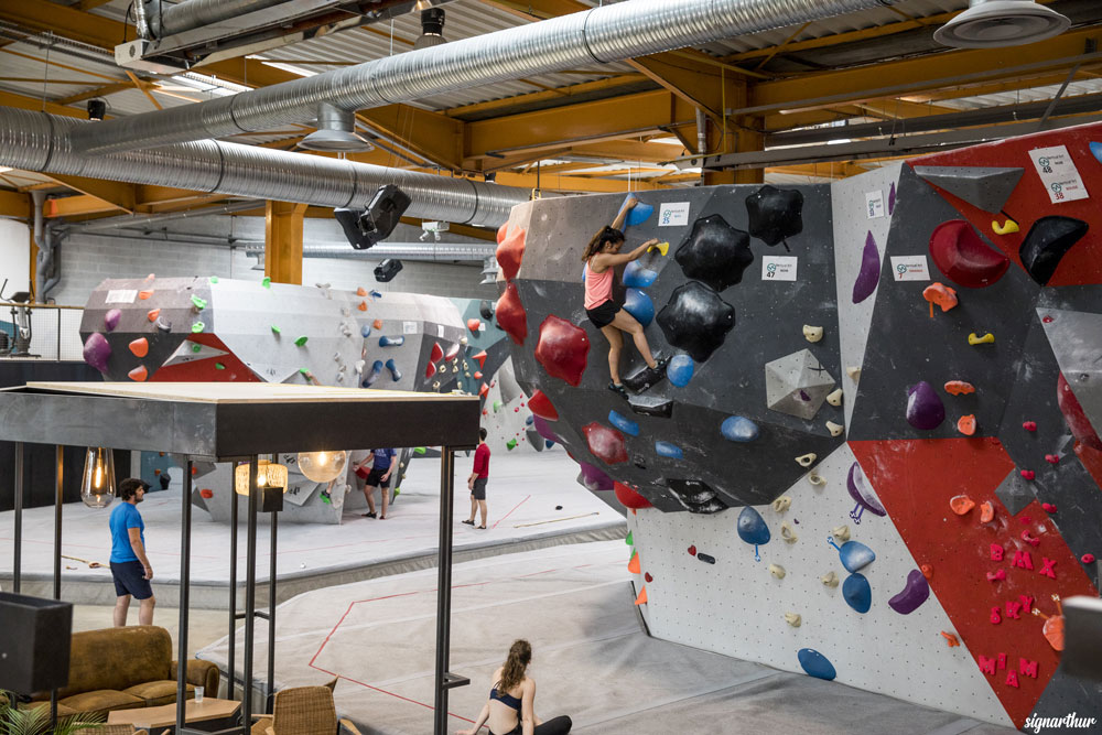 Escalade de bloc à Nantes — Vertical'Art Nantes