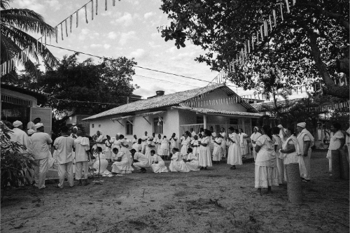 Olhar Negro, Negro Olhar