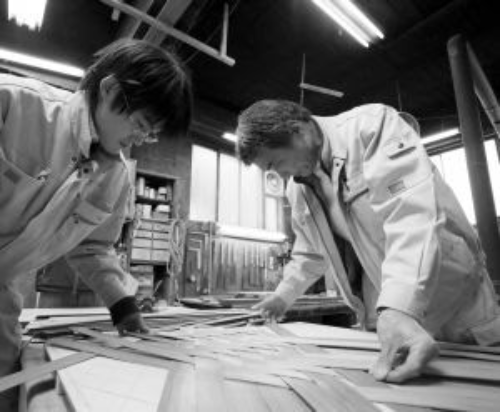 Imbuídos das forças das florestas do Japão – Mestres da carpintaria: habilidade e espírito