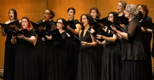 Coro da Osesp e Kaique Stumpf (regente)