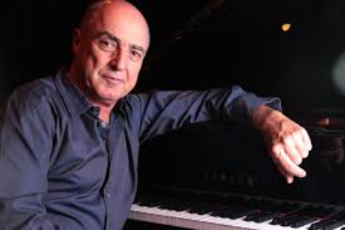 Quarteto convida Nelson Ayres