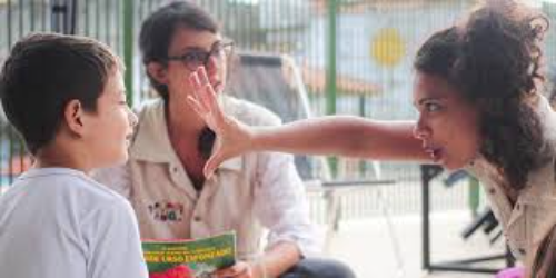 Leiturinha: Histórias Na Palma Da Mão