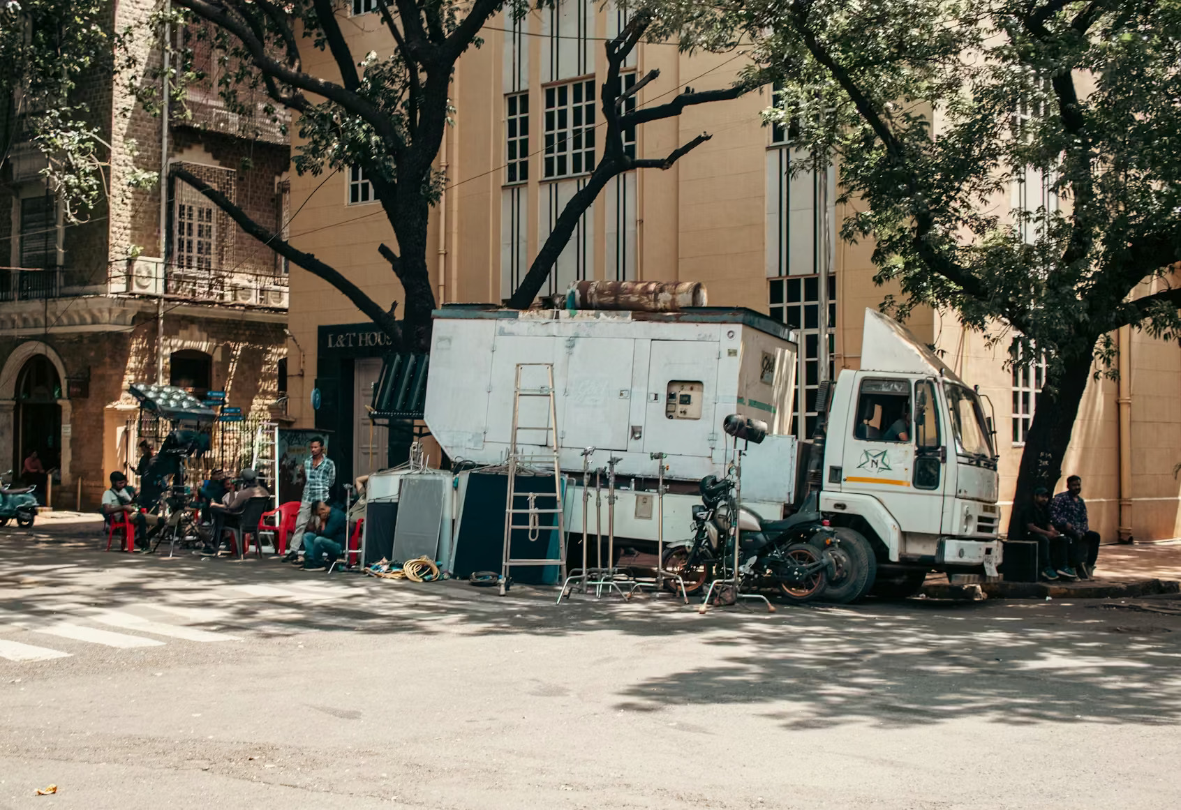 Film Crew Positions - Wrapbook - Truck