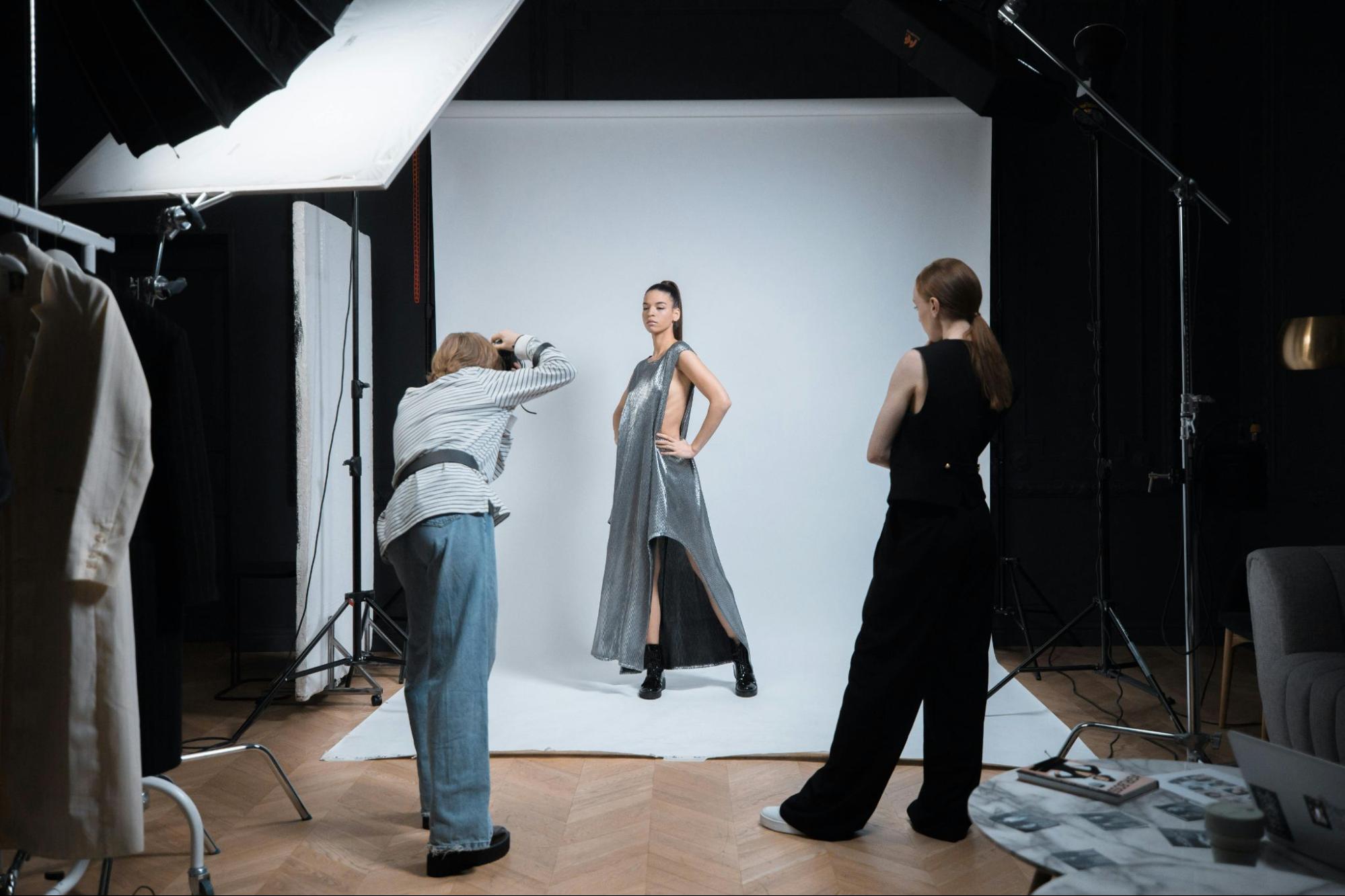 Best Photo Studios in Los Angeles - Wrapbook - Photography Session