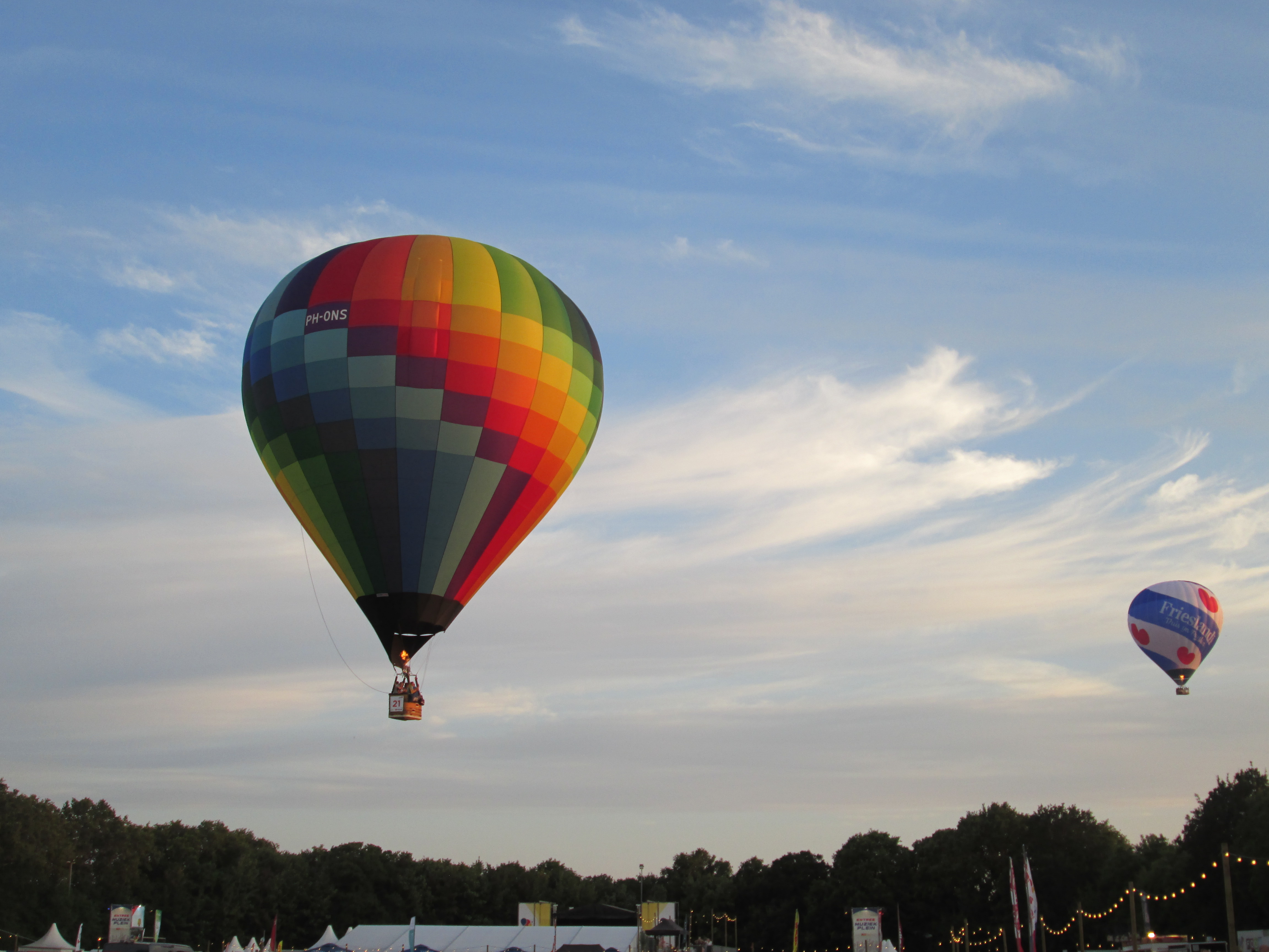 Wachten wordt beloond bij openingsdag Friese Ballonfeesten