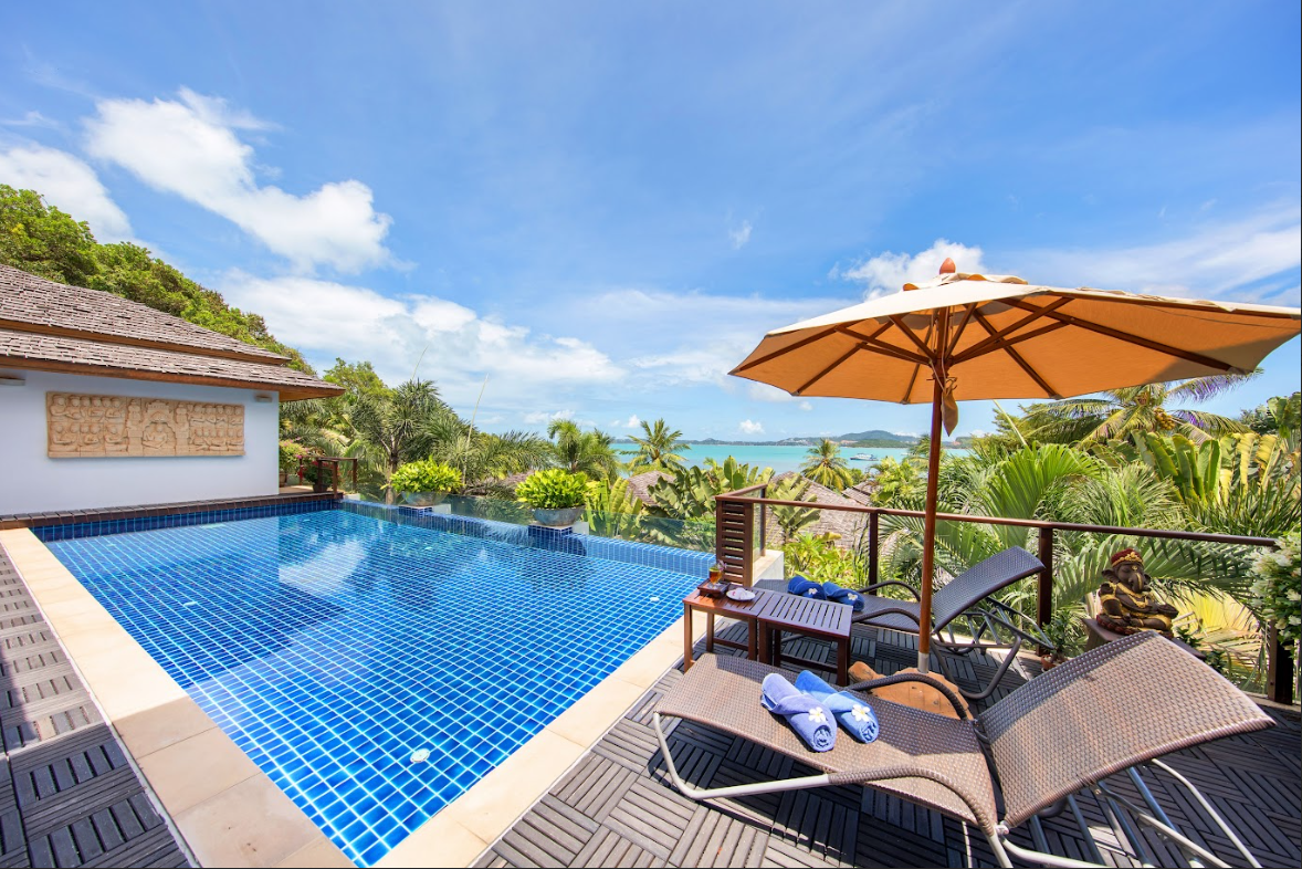 Ratrban 4-Bed 4.5-Bath Villa in Bophut, Samui