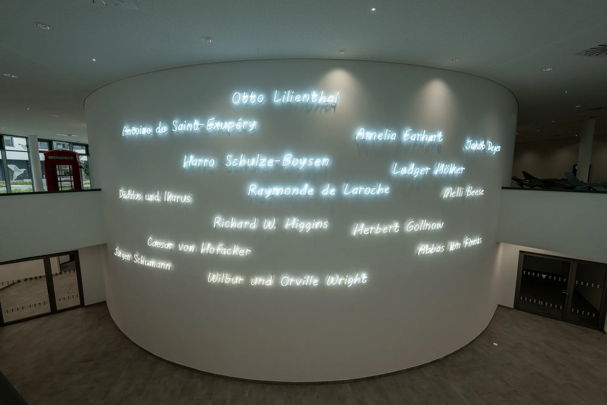 Eingangsbereich des Ludger-Hölker-Saals mit repräsentativem Foyer.