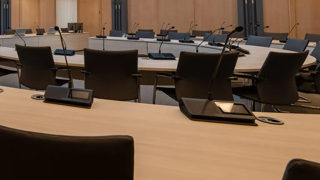 Mikrofone für optimale Sprachverständlichkeit.