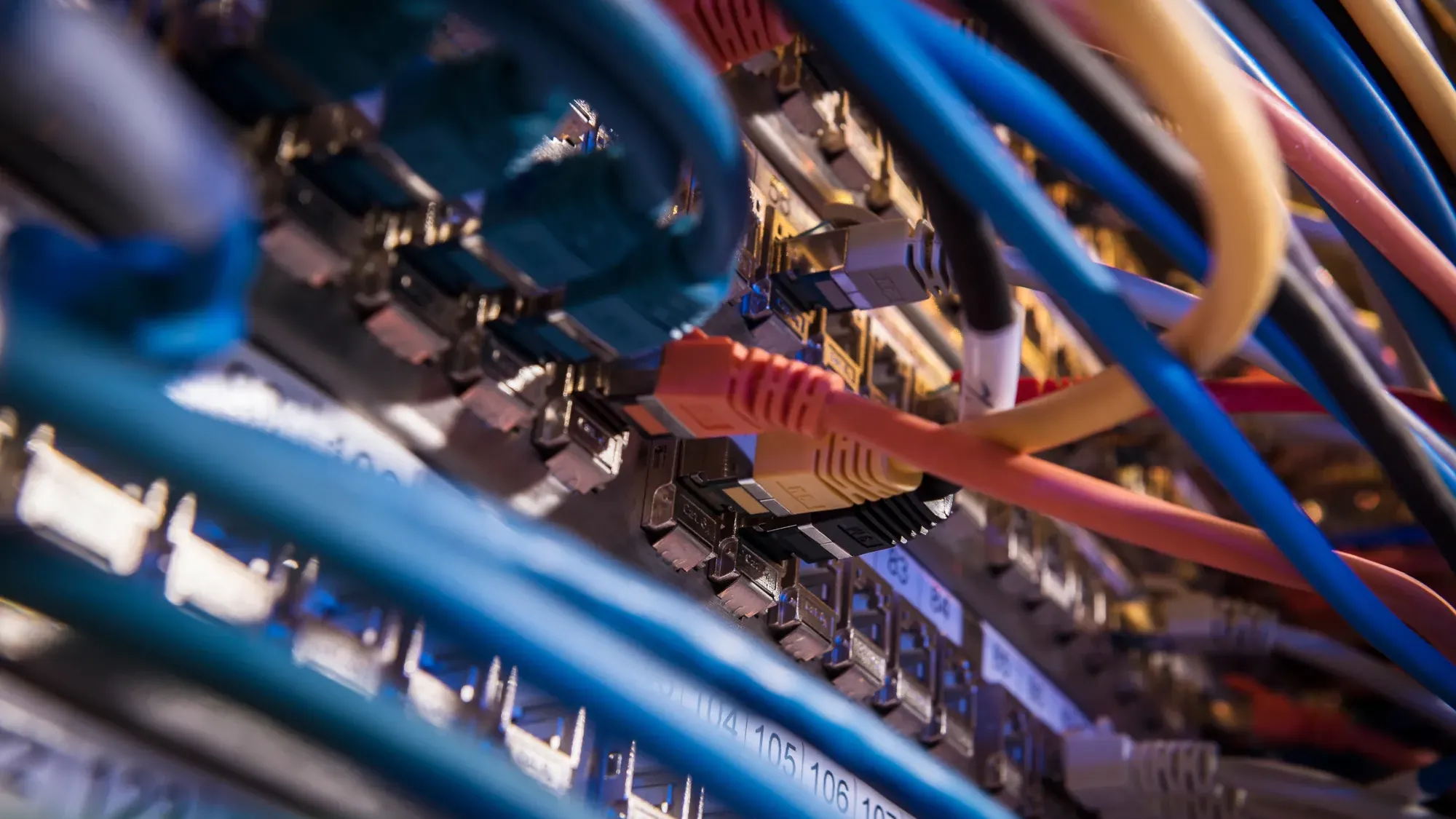 Workplace Intelligence: Monitoring, Analytics und Self-Healing mit Utelogy