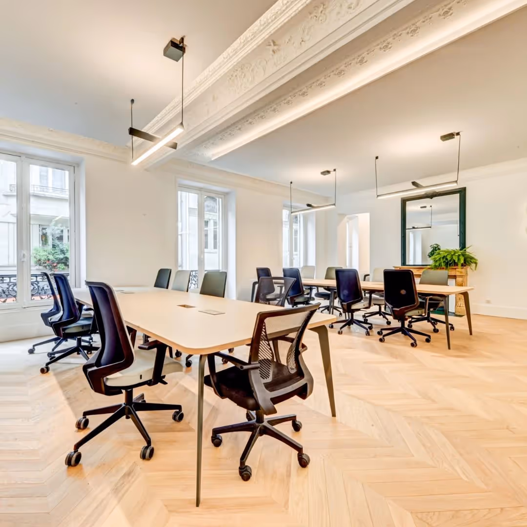 Un open space lumineux, ça donne envie non ? 
