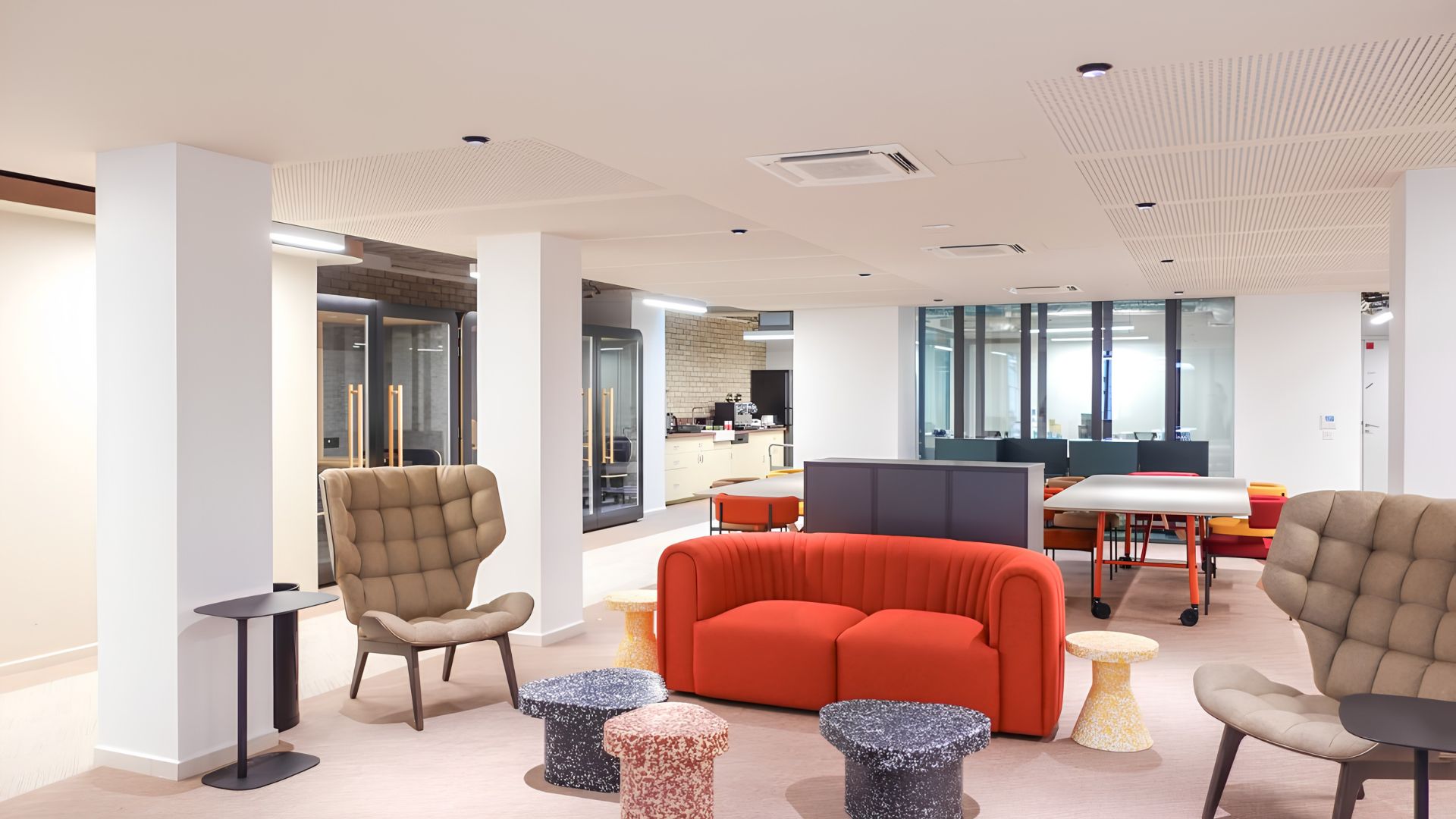 Bureau privé 5 postes à louer à Paris 9e | Flashoffice