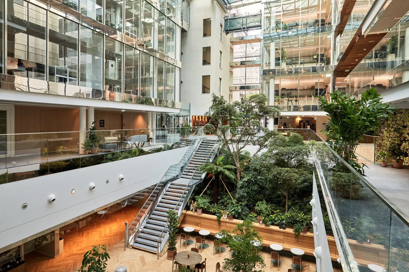 Bureau privé 24 postes à louer - Paris 9e (Grands Bds)