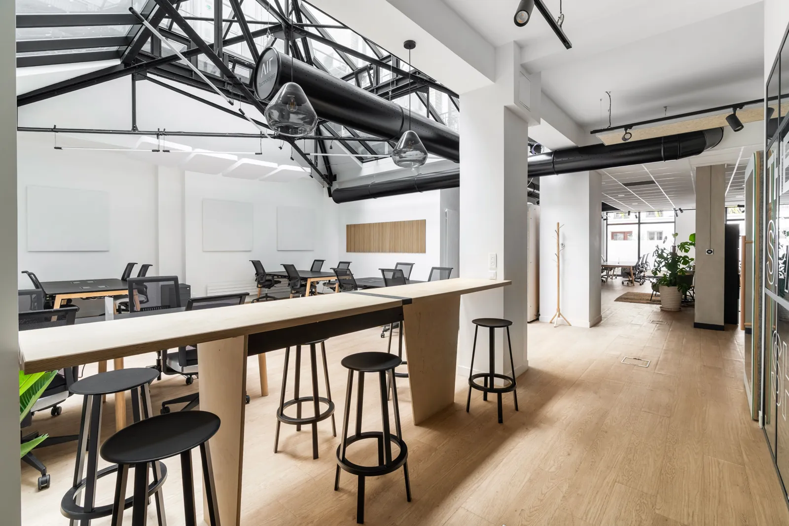 Bureau privatif 45 postes à louer à Paris 9e | Flashoffice