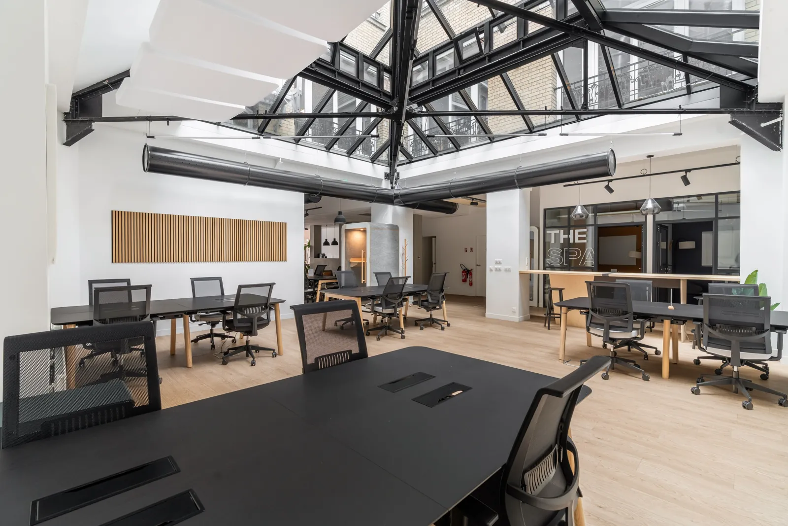 Bureau privatif 45 postes à louer à Paris 9e | Flashoffice