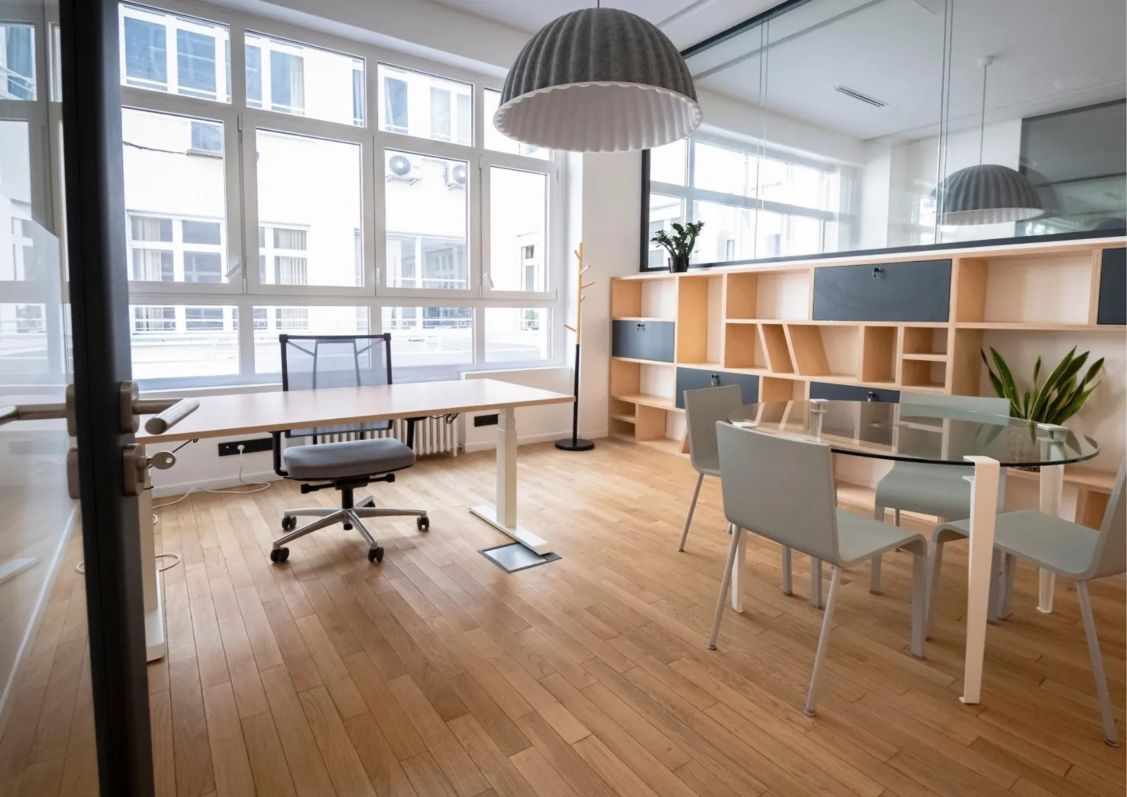 Bureau privé 50 postes à louer à Paris 8e | Flashoffice