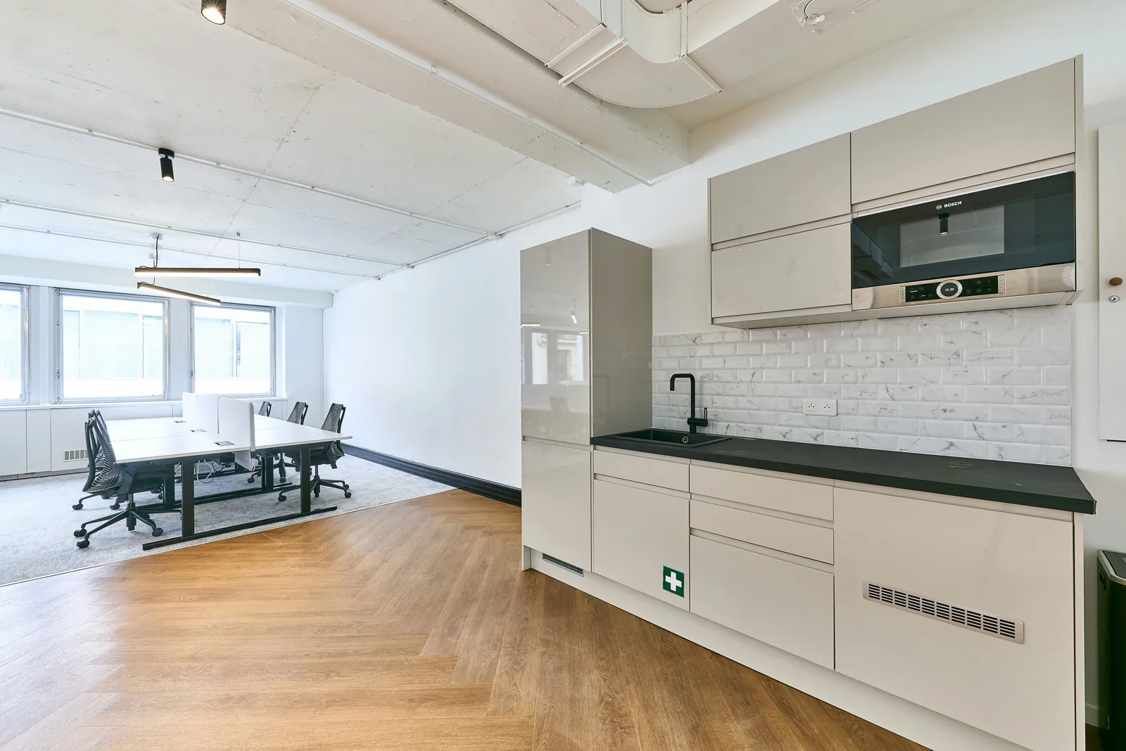 Bureau privatif 24 postes à louer - Paris 8e