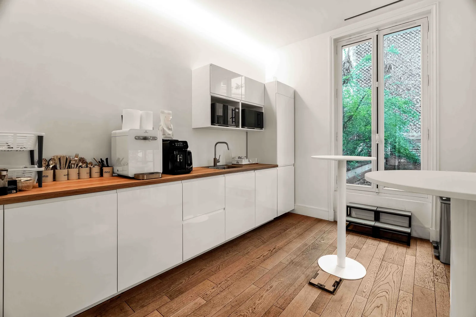 Bureau privatif 28 postes à louer à Paris 8e | Flashoffice