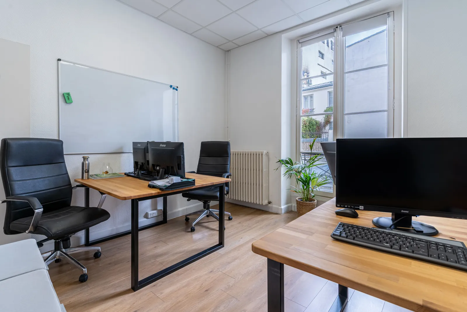 Bureau indépendant 18 postes - Paris 2e (Richelieu)