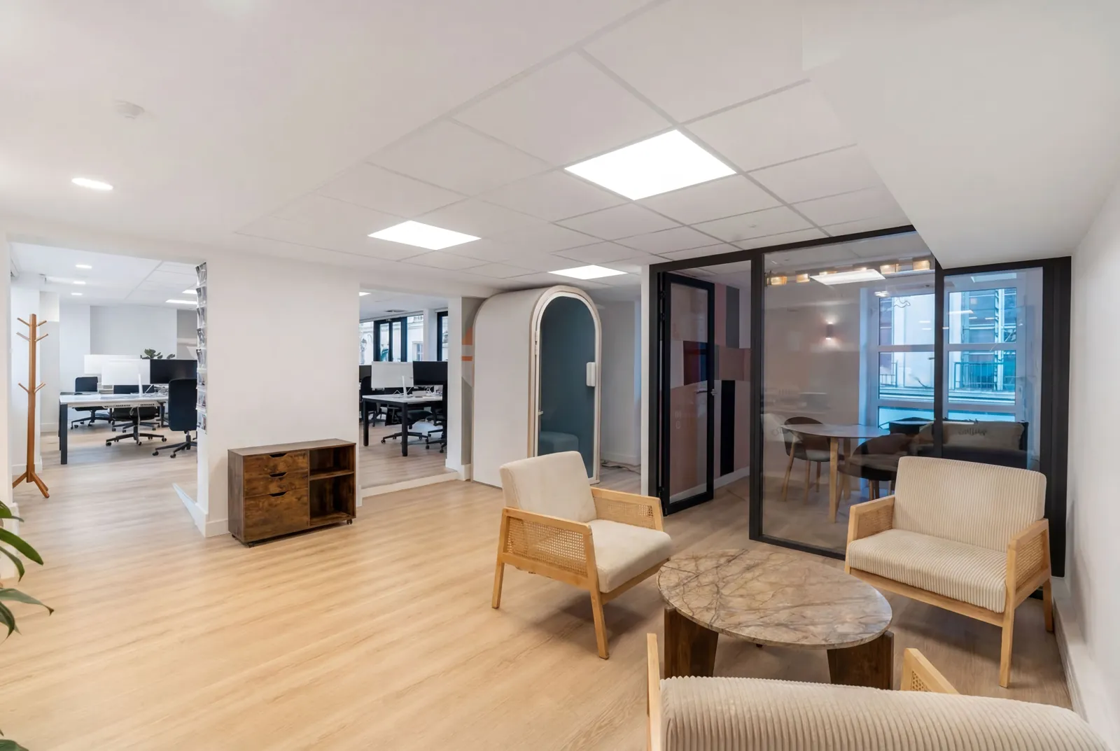 Bureau indépendant 26 postes - Paris 2e (Sentier)