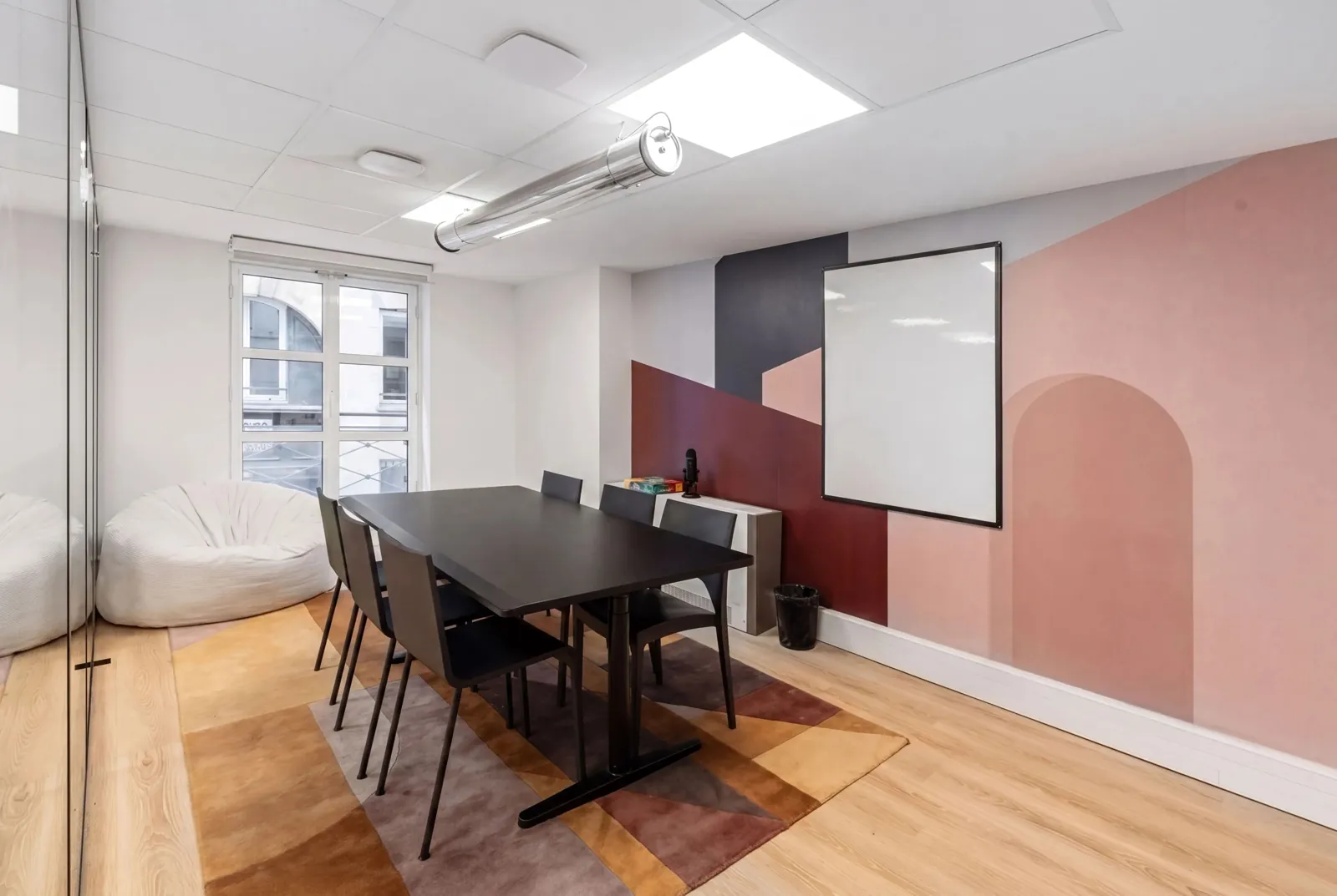 Bureau indépendant 26 postes - Paris 2e (Sentier)