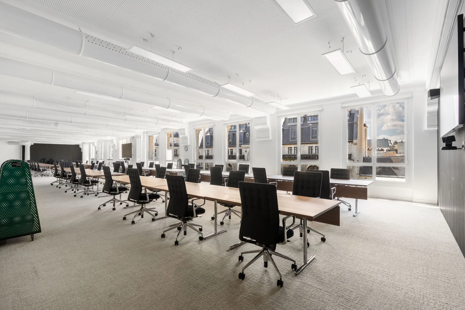 Bureau indépendant 77 postes - Paris 2e (Saint Denis)