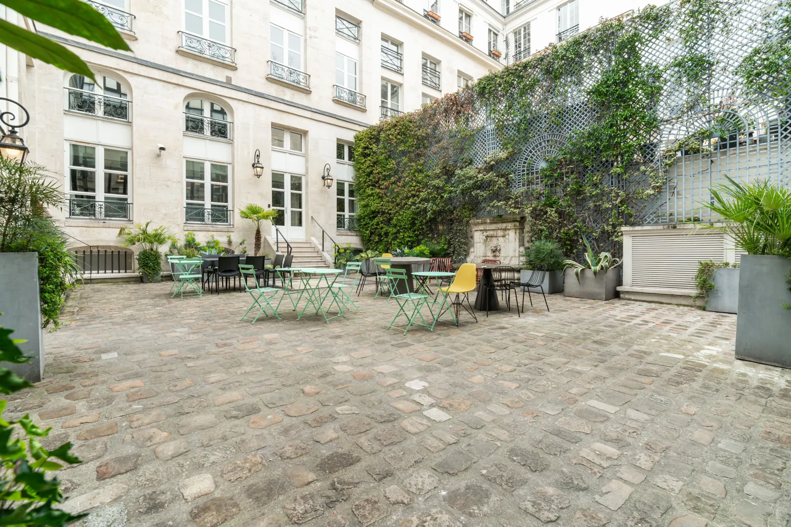 Bureau indépendant 26 postes - Paris 2e (Sentier)