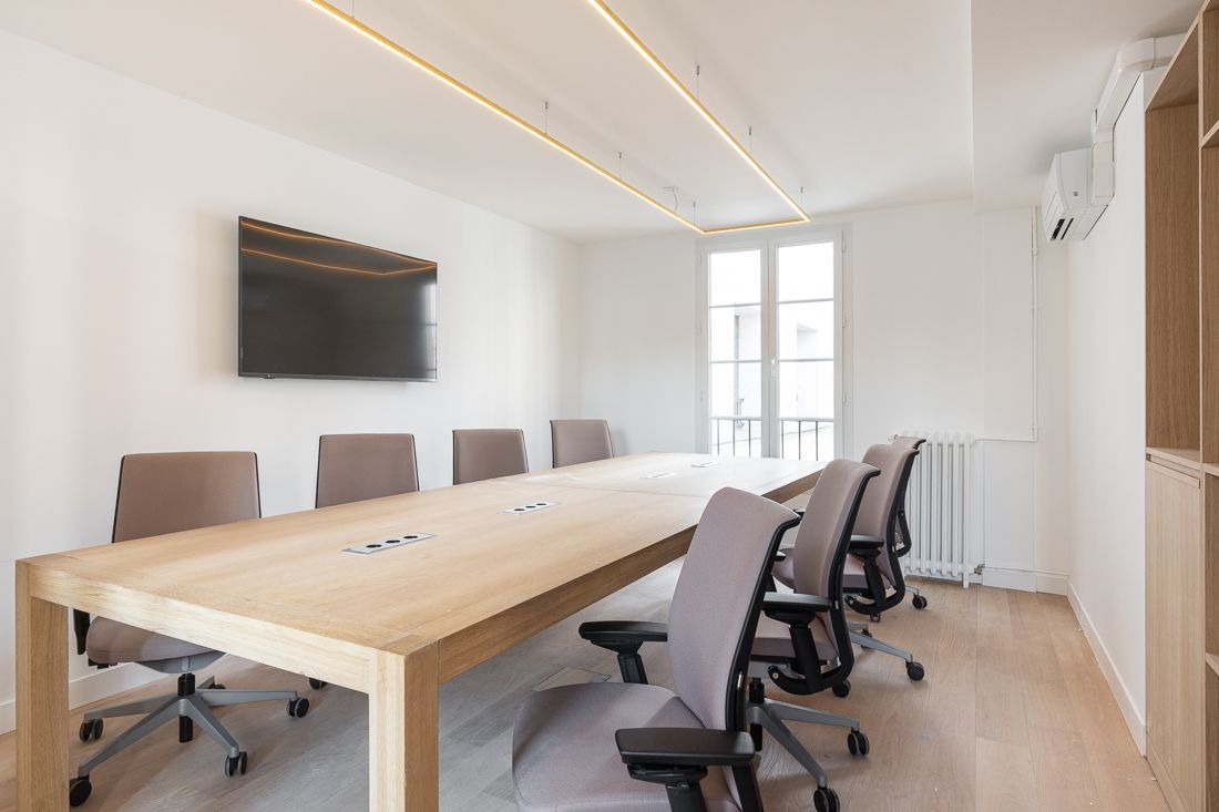 Bureau à louer Paris 1e