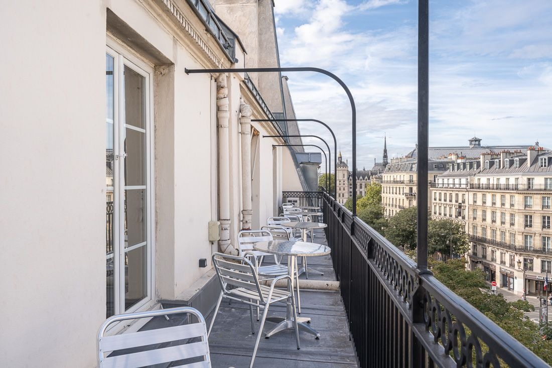 Bureau à louer Paris 1e