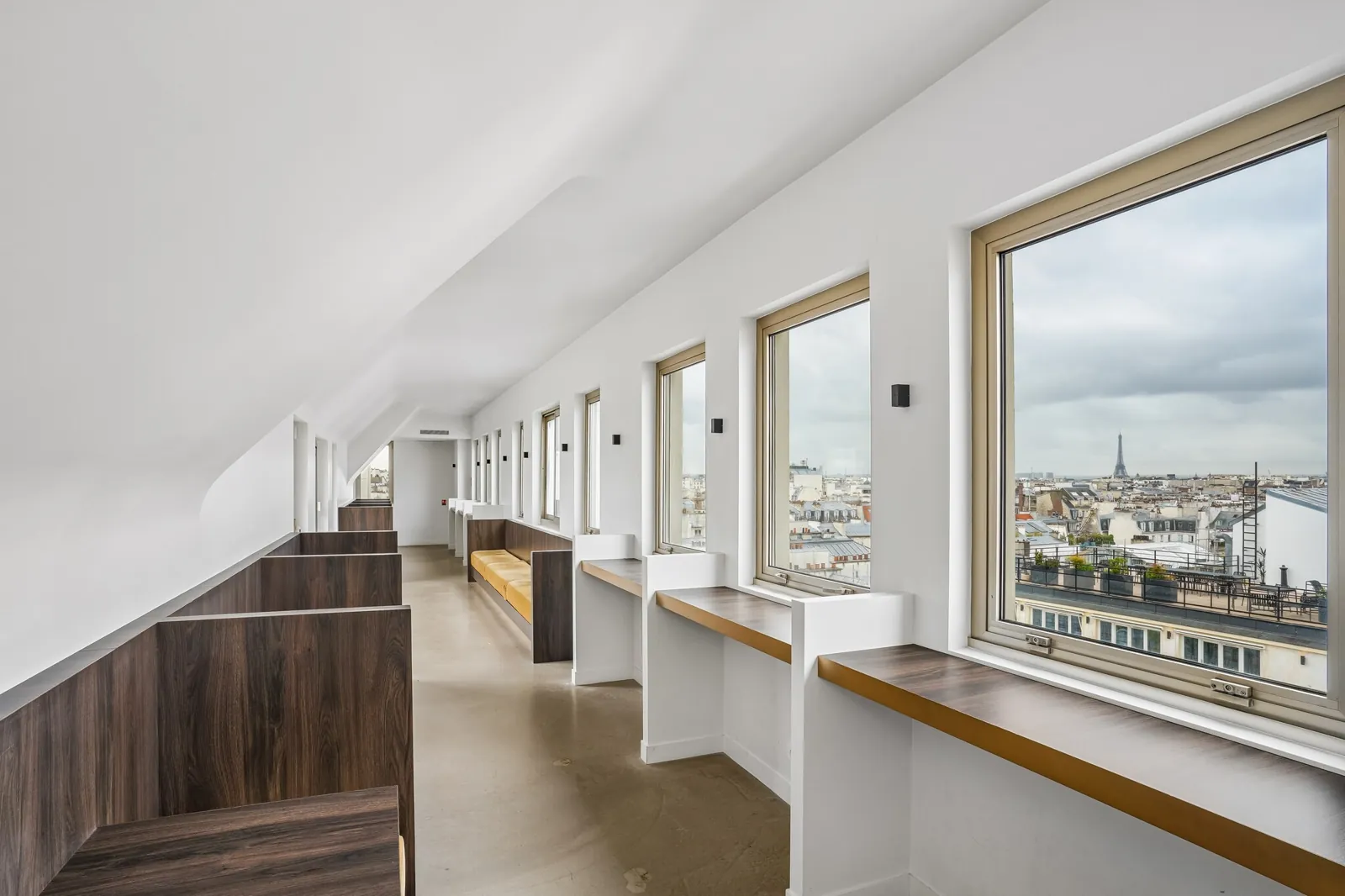 Bureau indépendant 92 postes - Paris 10e (Hauteville)