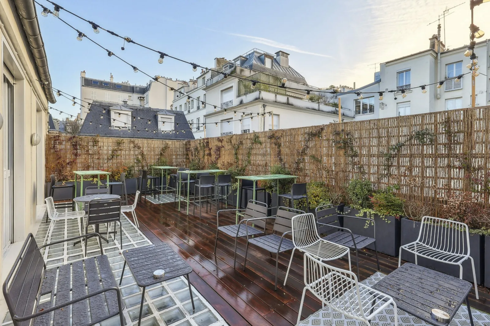 Bureau privé 15 postes - Paris 17e (Dames)