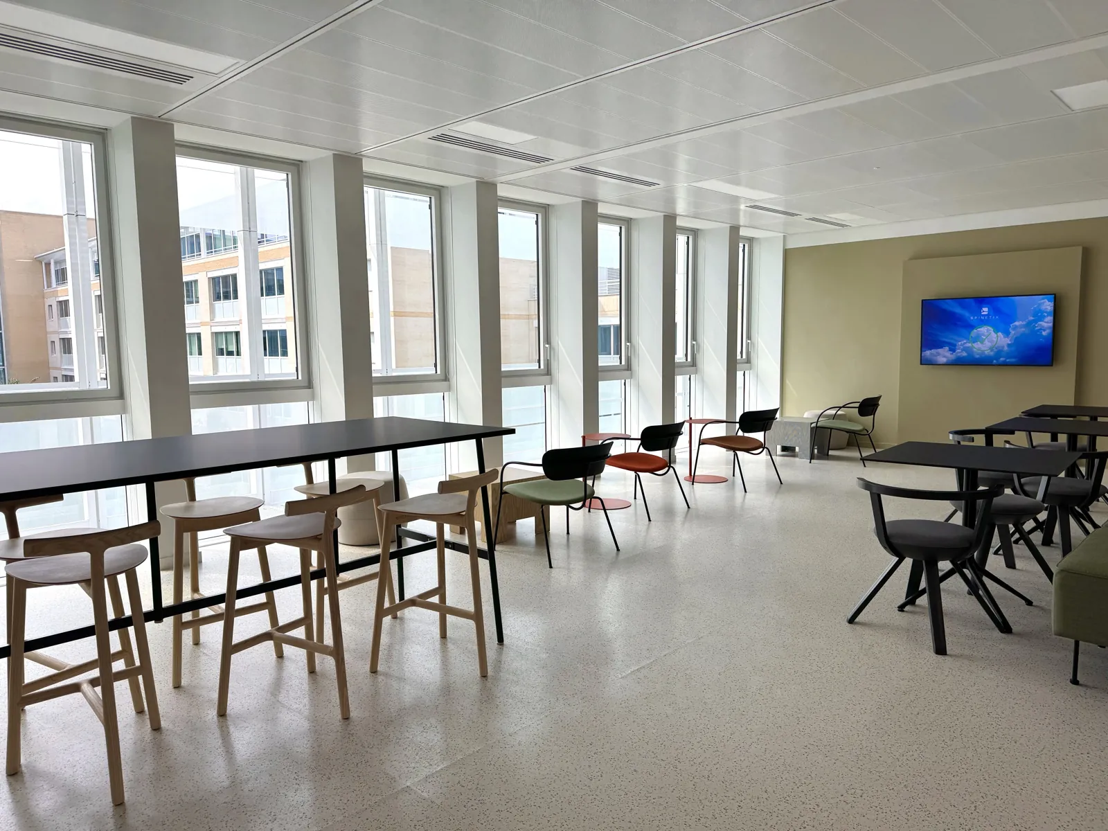 Bureau privé 62 postes - Levallois-Perret (Anatole France)