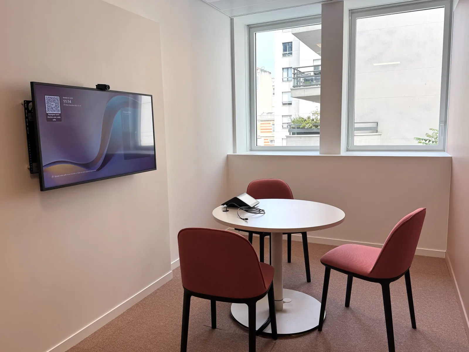 Bureau privé 62 postes - Levallois-Perret (Anatole France)