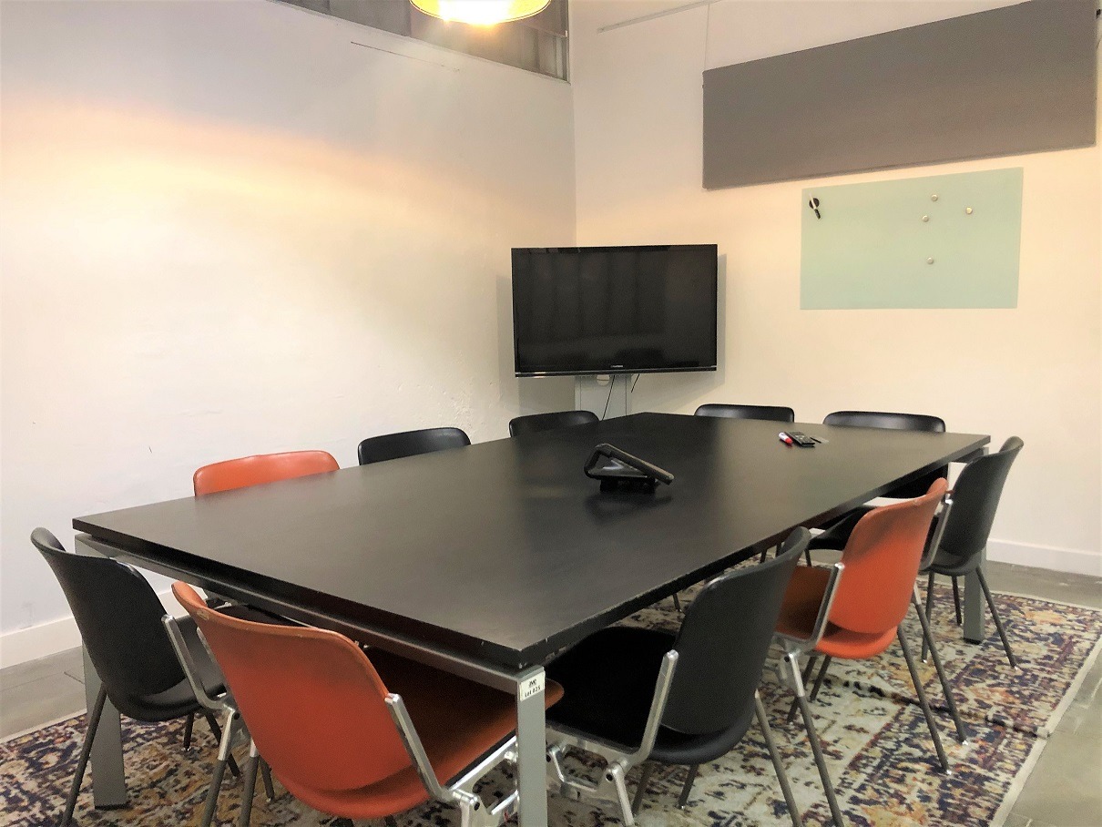 Bureau privé 5 postes - Paris 10e (Martel)