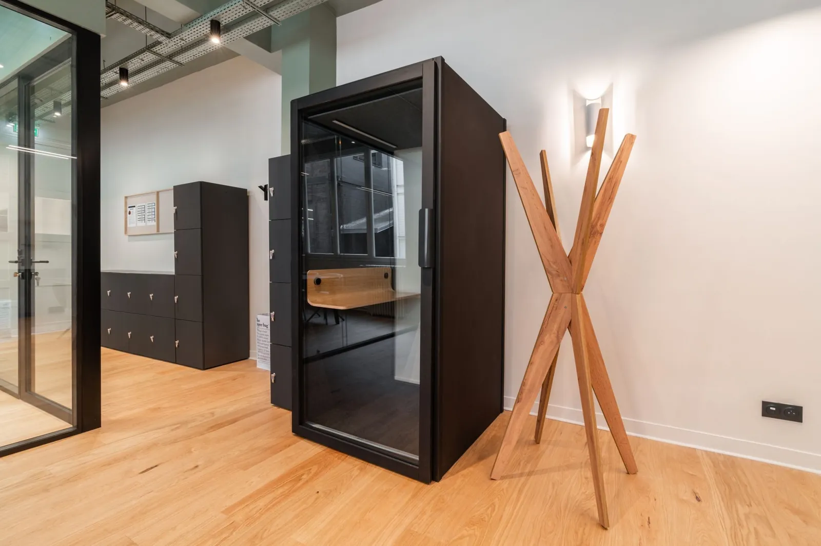 Bureau indépendant 18 postes - Paris 3e (Béranger)