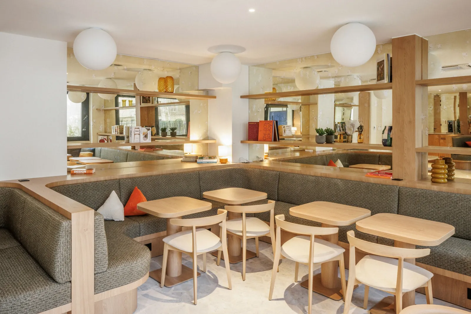 Bureau indépendant 27 postes - Neuilly-sur-Seine