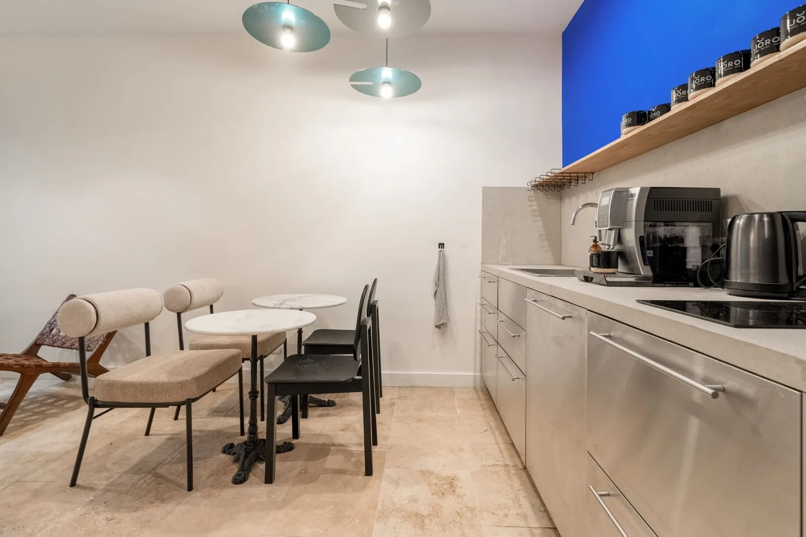 Bureau indépendant 32 postes - Paris 10e (Paradis)