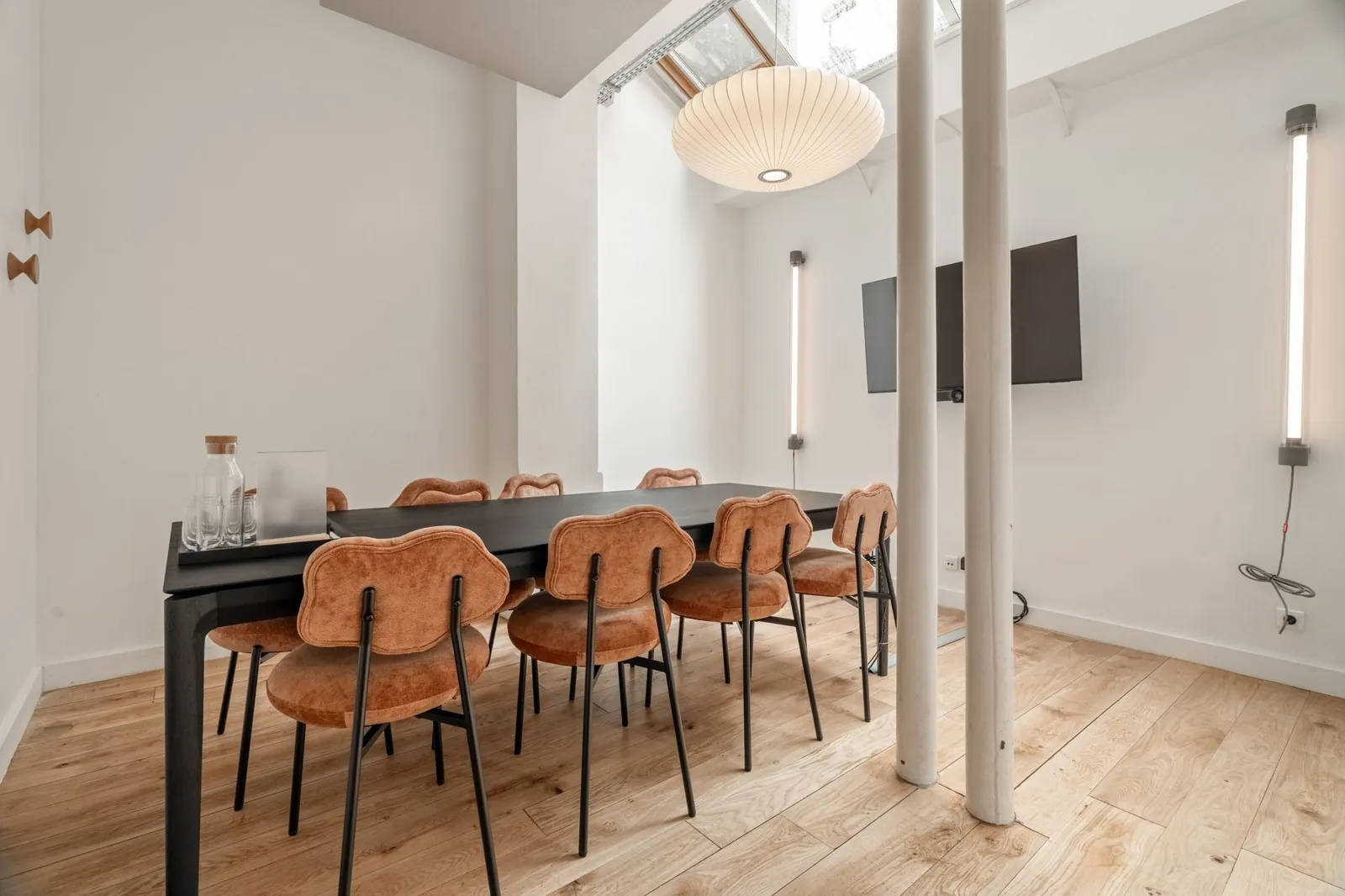 Bureau indépendant 32 postes - Paris 10e (Paradis)