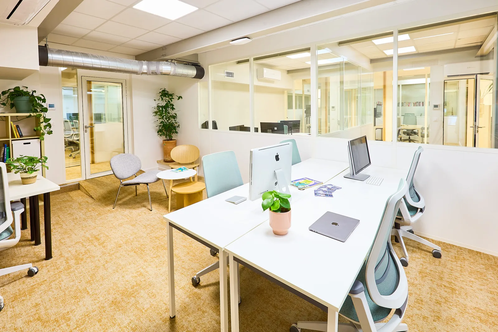 Bureau privé 4 postes - Paris 11e (Chemin Vert)
