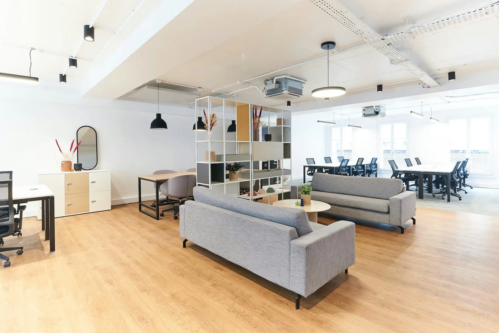 Bureau indépendant 24 postes - Paris 10e (Hauteville)