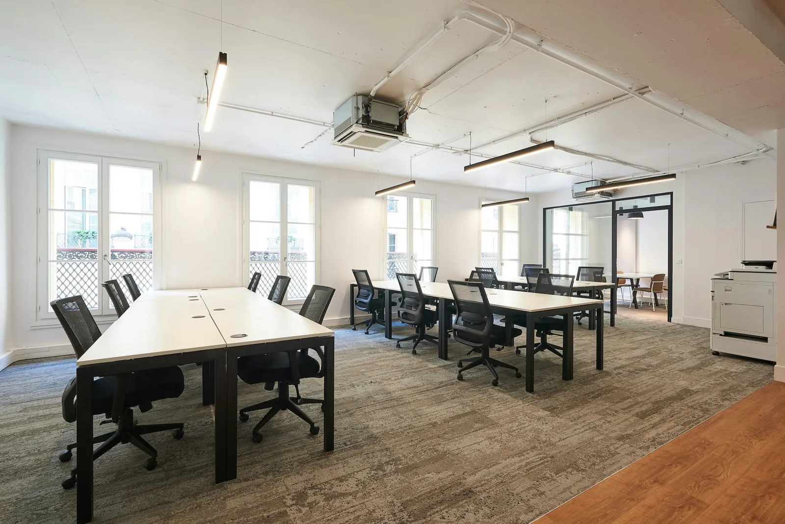 Bureau indépendant 24 postes - Paris 10e (Hauteville)