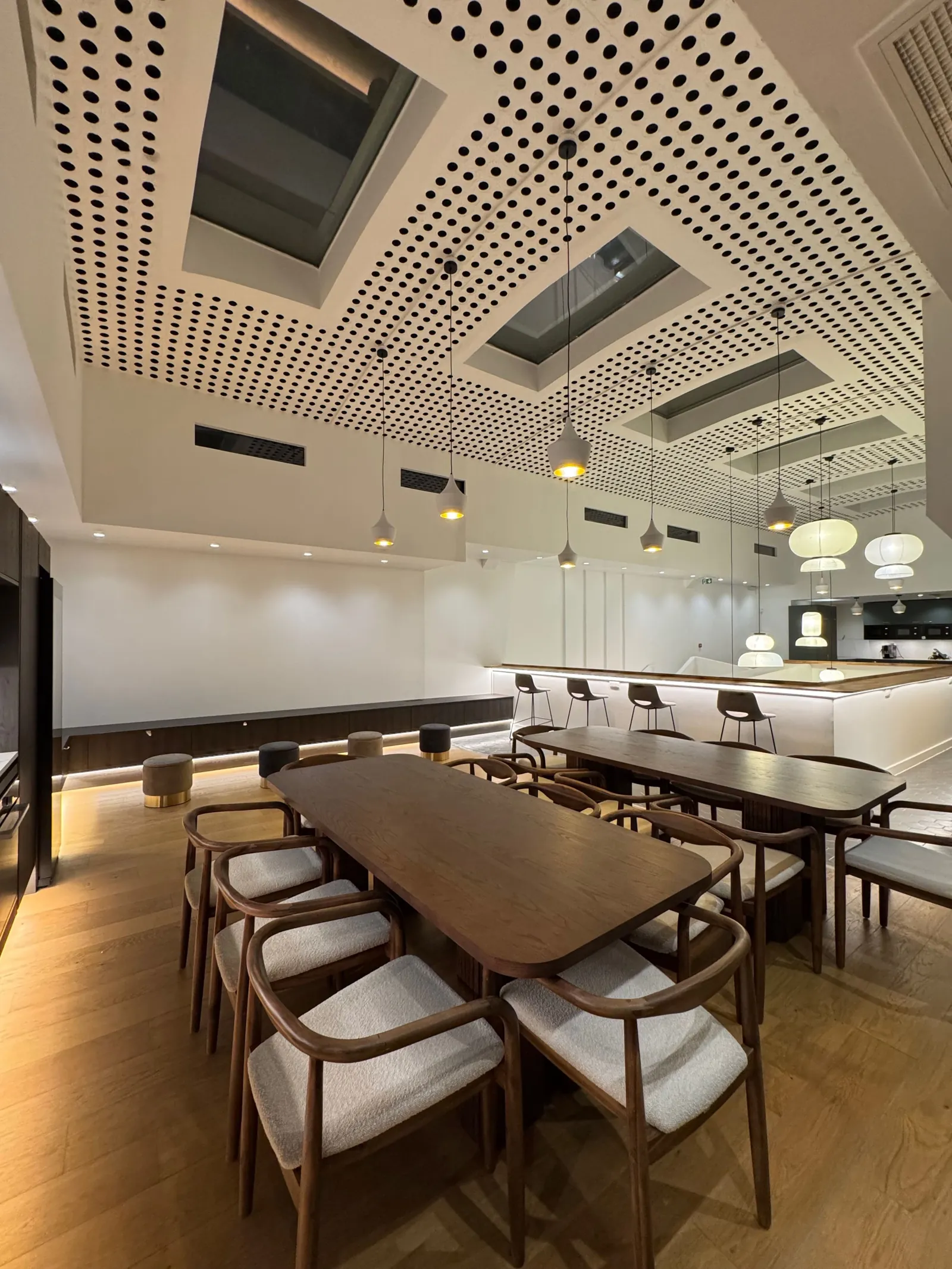Bureau indépendant 120 postes - Paris 16e (Pergolèse)